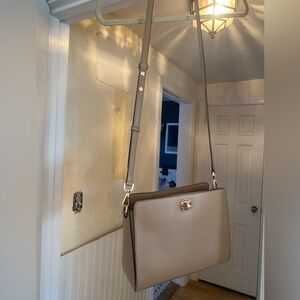 NWOT Michael Kors Beige Leather Crossbody Shoulder Bag